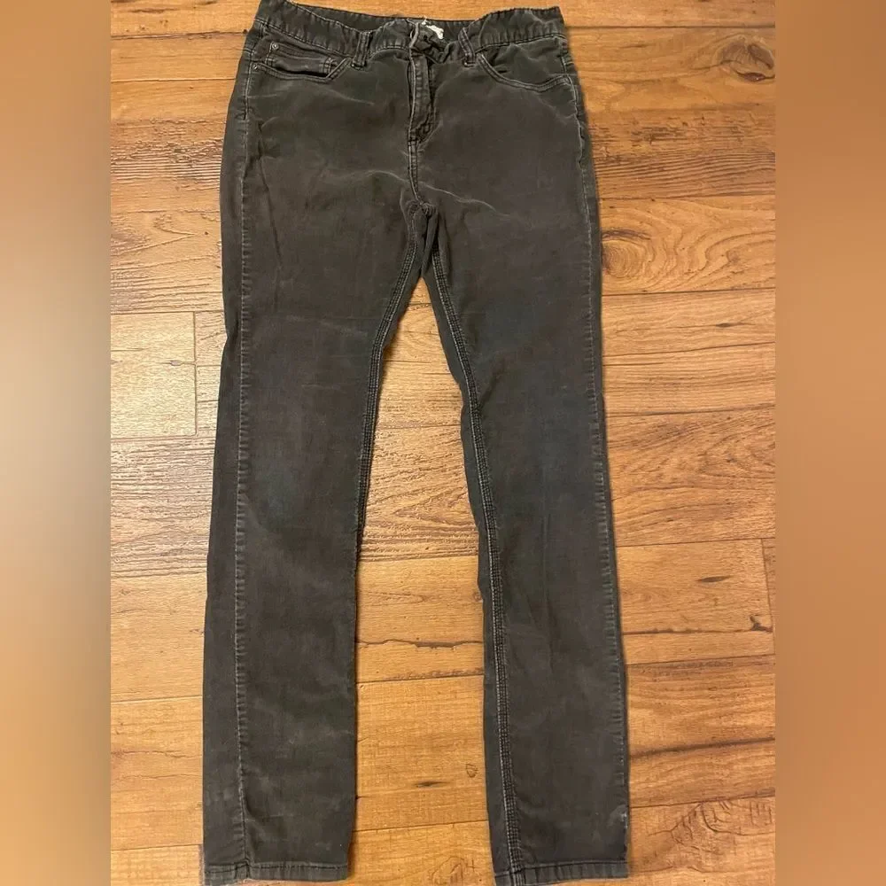 Free People l Gray Corduroy Pants l Size 28 l EUC